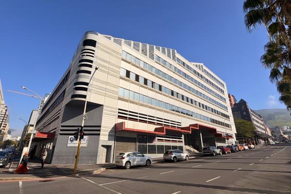 2 731 m² Office Space