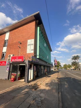 1 449 m² Commercial space