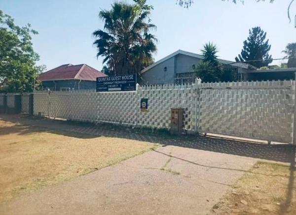 5 Bedroom House