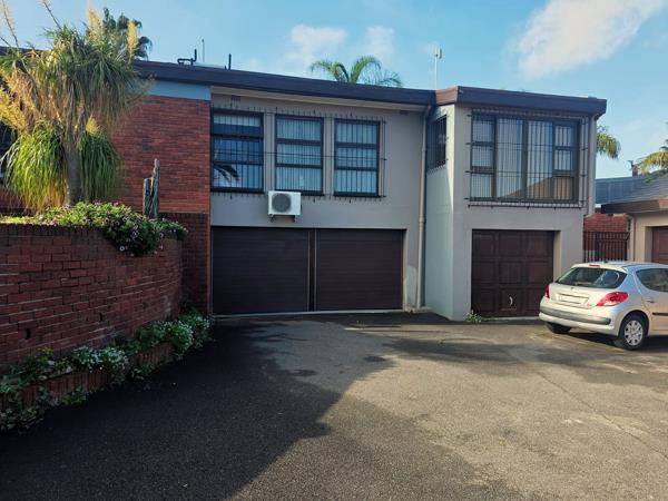 6 Bedroom House