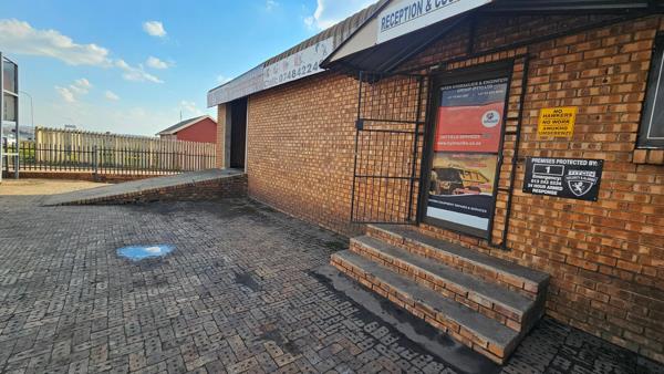 165 m² Commercial space