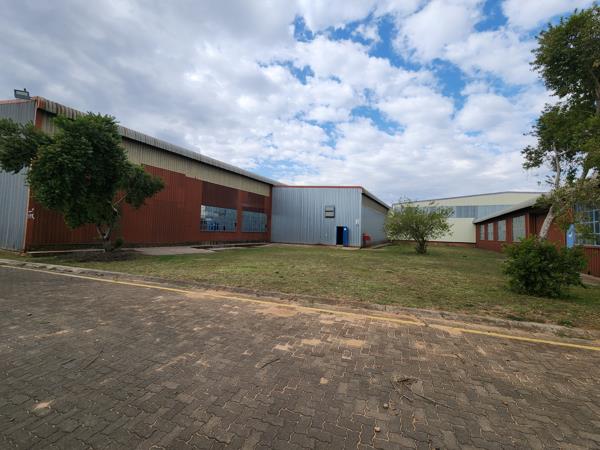 5 990 m² Industrial space
