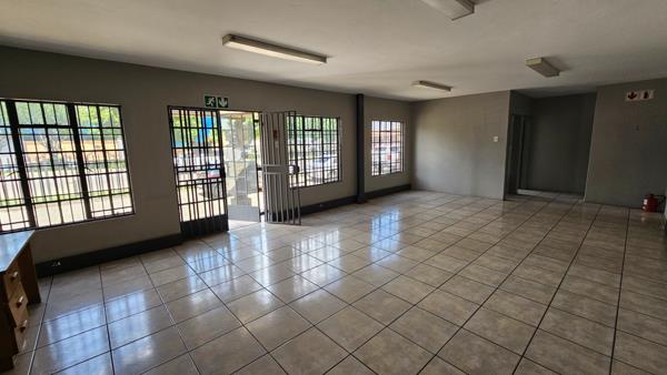 743 m² Industrial space