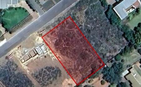 1 279 m² Land