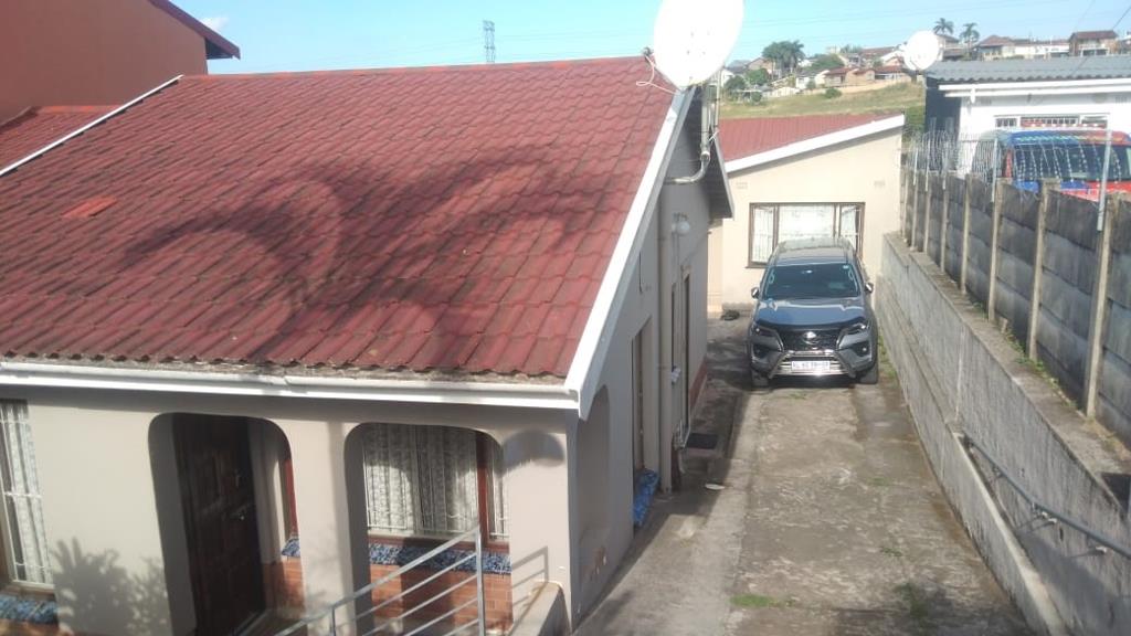 2 Bedroom House