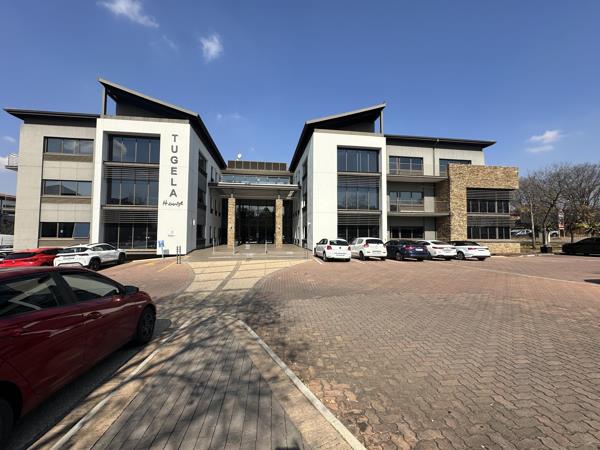703 m² Commercial space