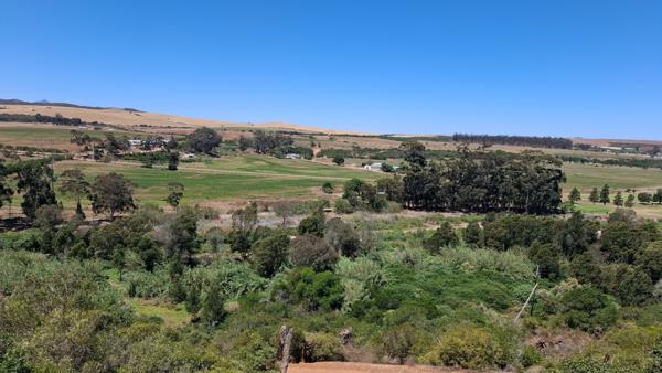1 023 m² Land