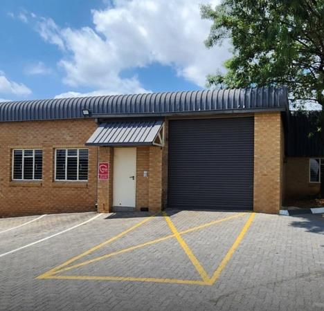 1 438.3 m² Industrial space