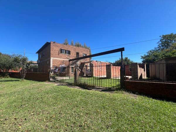 10 Bedroom House