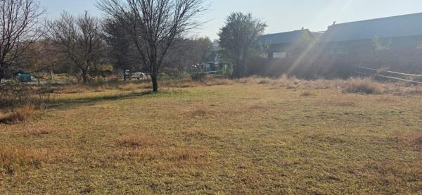 935 m² Land