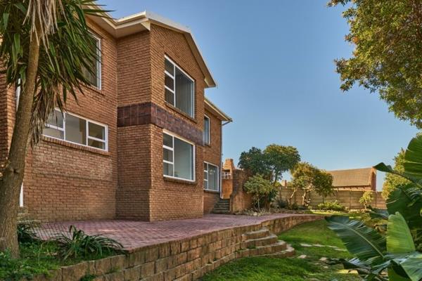 5 Bedroom House