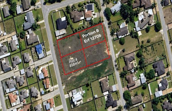 858 m² Land
