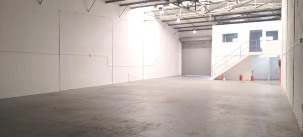 404 m² Commercial space
