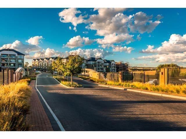 3 Bedroom Apartment in Waterfall