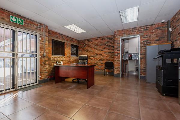 471 m² Industrial space