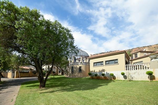 12 Bedroom House
