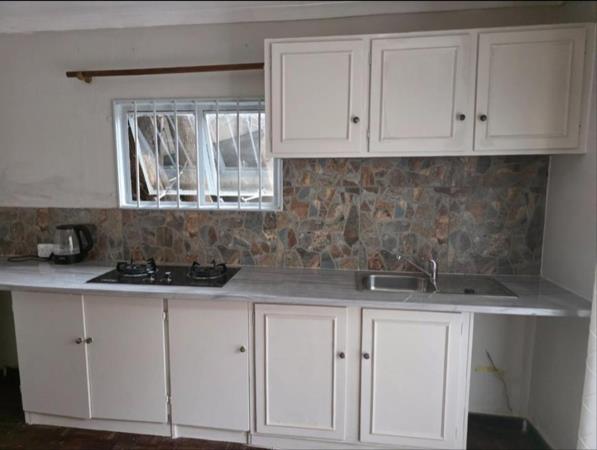 1 Bedroom House