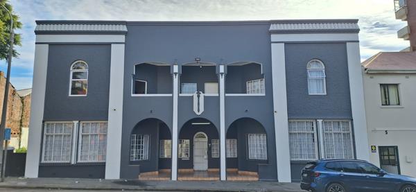 29 Bedroom House