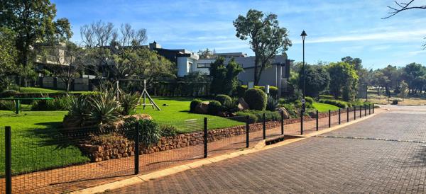 950 m² Land