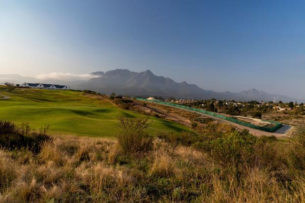 602 m² Land