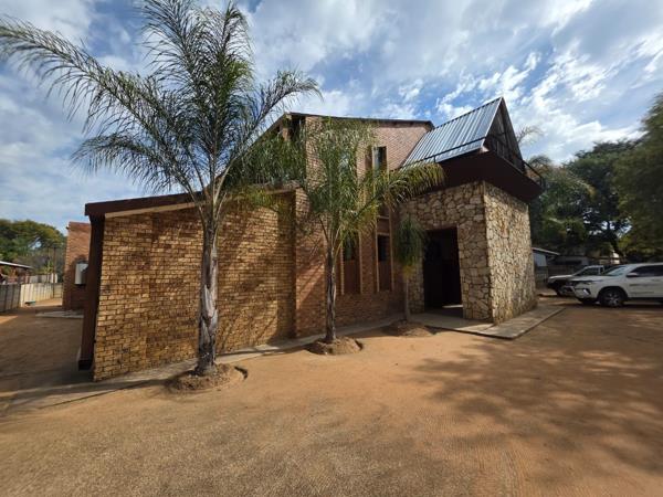 319 m² Commercial space