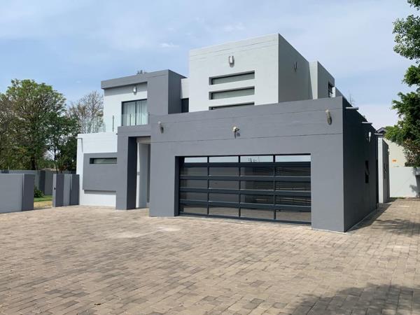 5 Bedroom House