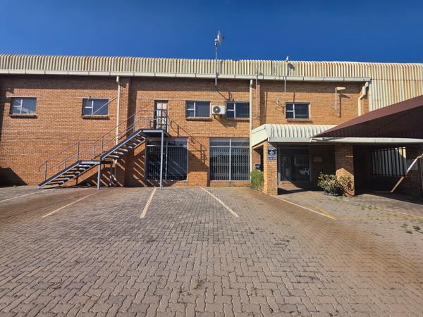 3 300 m² Industrial space