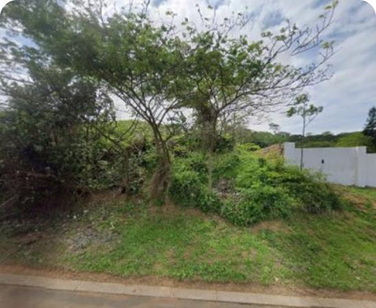 1 108 m² Land
