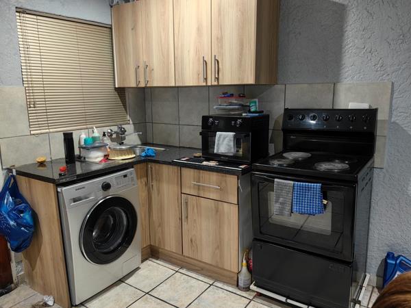 1 Bedroom House