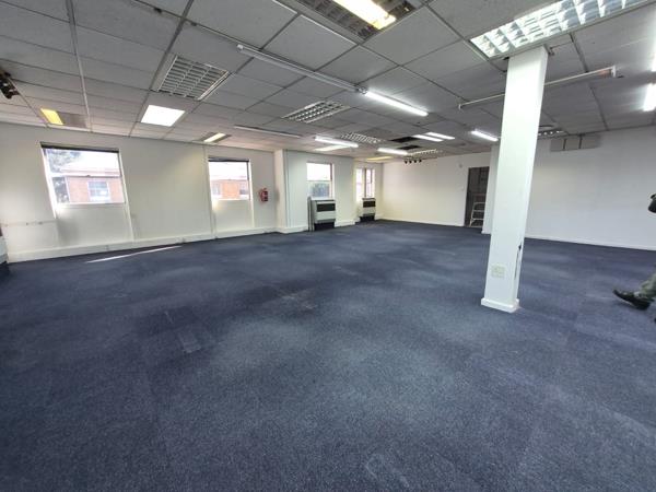 255 m² Office Space