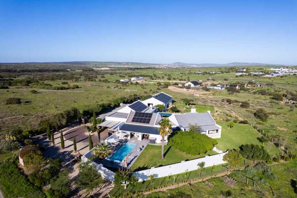 6 Bedroom House