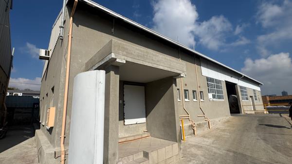 450 m² Industrial space