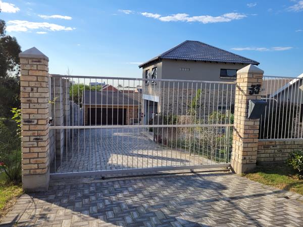 1 Bedroom Garden Cottage