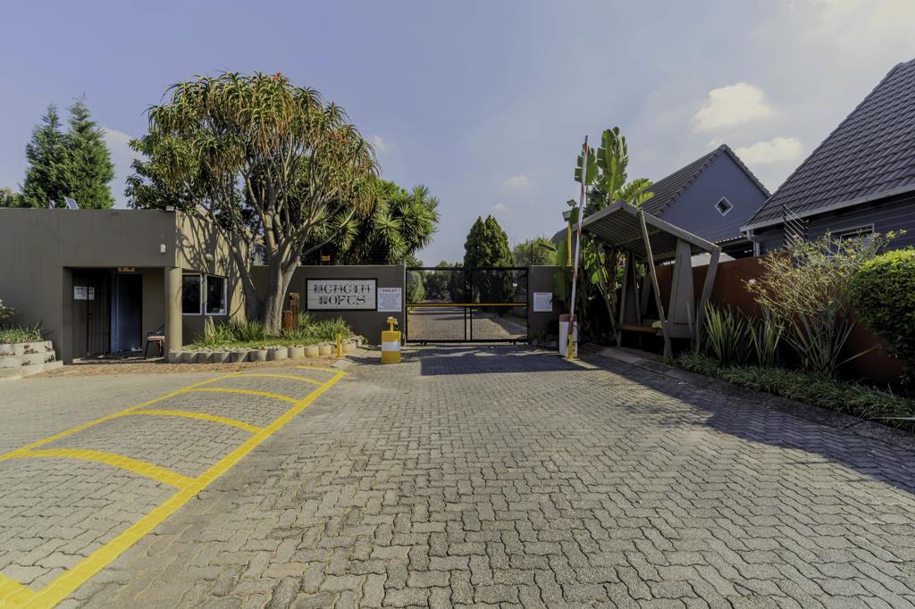 2 Bedroom Townhouse