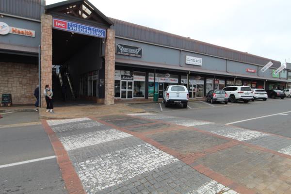 143 m² Commercial space