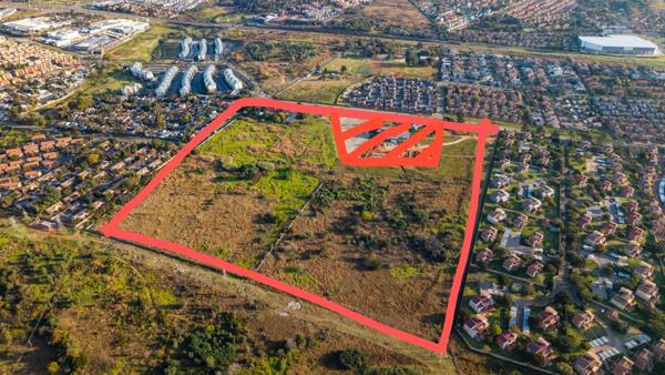 15 ha Land