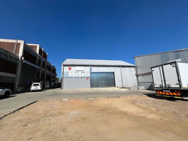 637 m² Industrial space