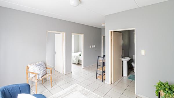 2 Bedroom Flat