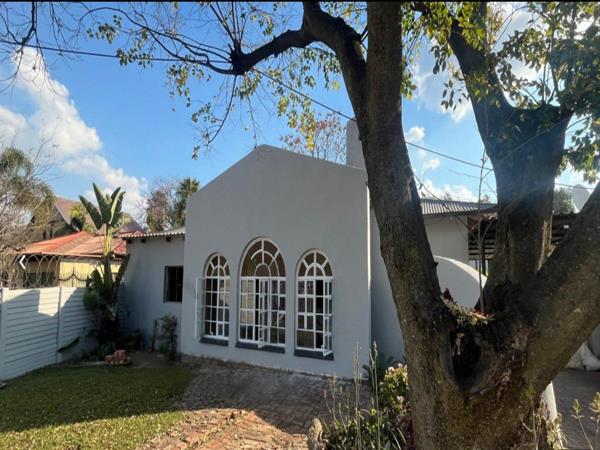9 Bedroom House
