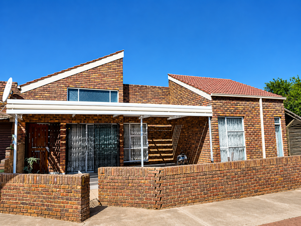 3 Bedroom Townhouse
