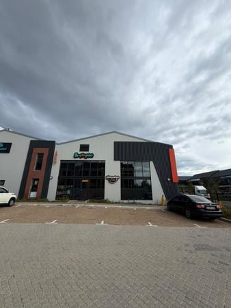 1 317 m² Industrial space