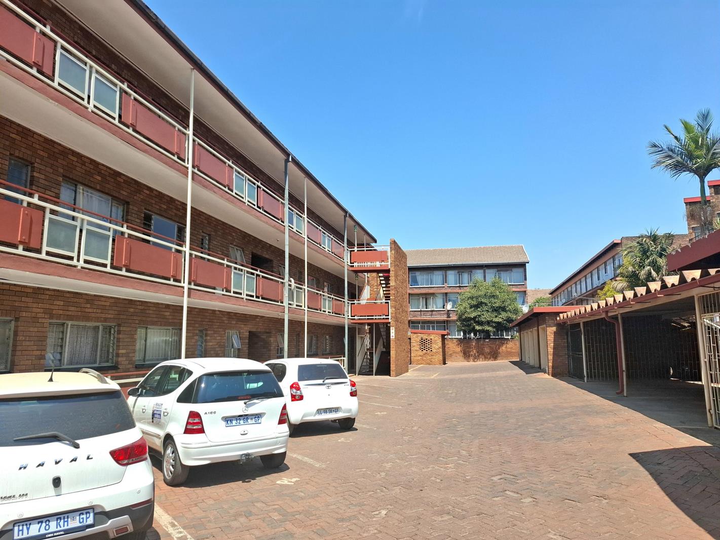 2 Bedroom Apartment in Pretoria Gardens