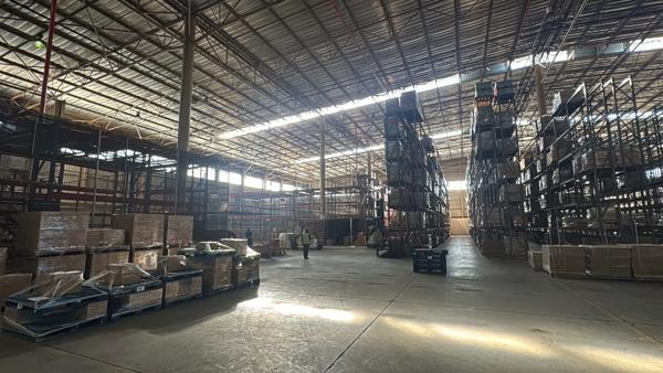 8 558 m² Industrial space