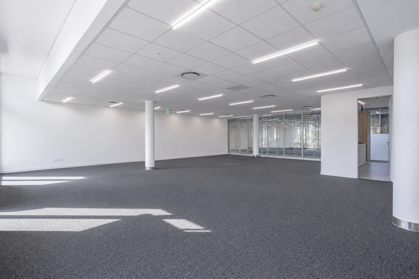 250 m² Commercial space