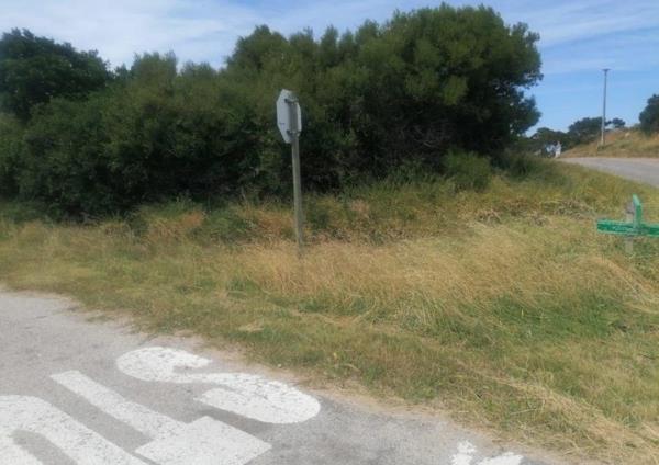 911 m² Land