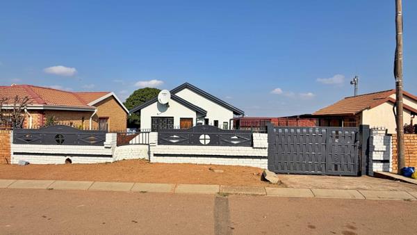 2 Bedroom House