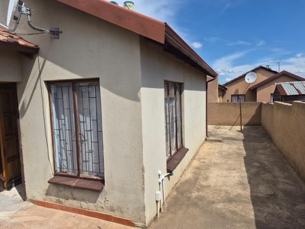 2 Bedroom House