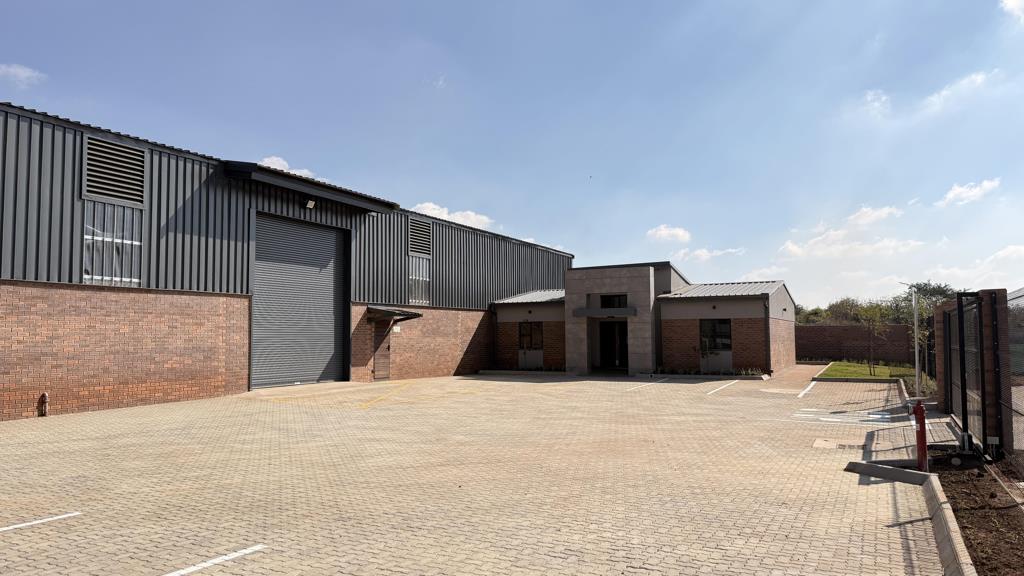 1 026 m² Industrial space