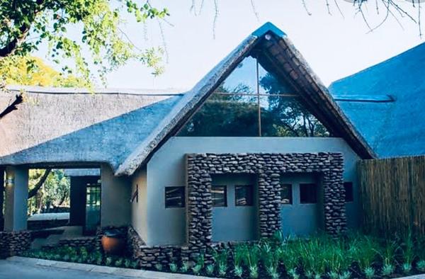 962 m² Land