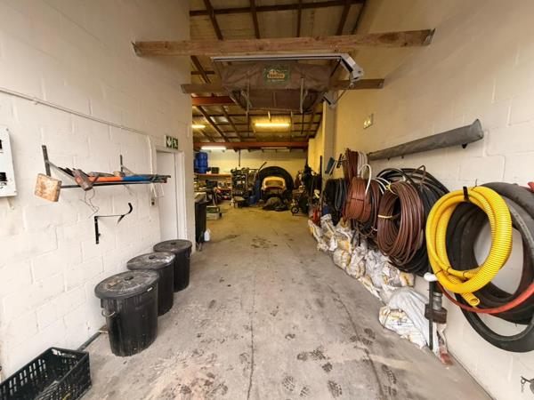 144 m² Industrial space